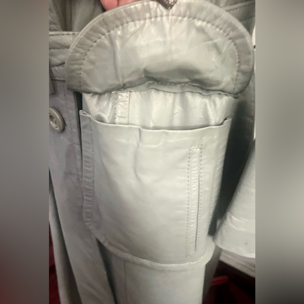 Vintage The Tannery Montgomery Wards Women's leather Gray Trench Coat size 13/14 - Picture 3 of 12